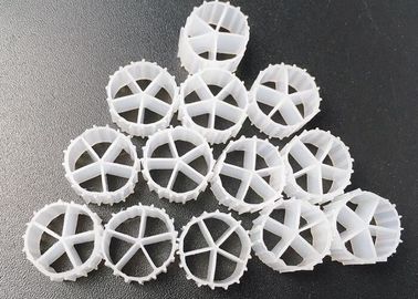 acheter 10*7mm MBBR porte-avions flottant élevage de poissons aquaculture terrestre hdpe matériel environnemental couleur blanche de super qualité online manufacture