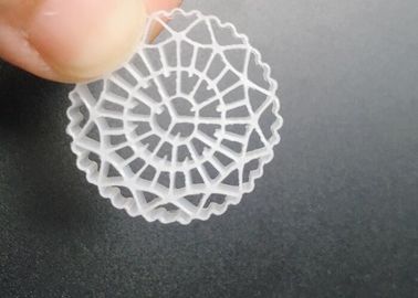 acheter une surface élevée résistant aux UV mbbr bio-média crevettes aquaculture COD BOD élimination 25*5mm hdpe biochips de couleur blanche online manufacture