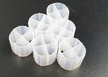 acheter Matériau plastique de couleur blanche de haute efficacité pour le traitement des eaux usées online manufacture