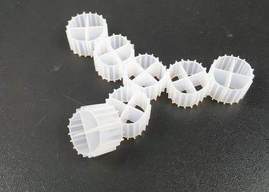 acheter Couleur blanche MBBR bassin de biocellules Filtre médias vierge matériau HDPE et flottant pour RAS online manufacture