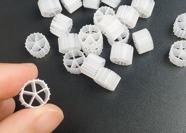 acheter PE03 Técnique de traitement des eaux usées biologiques MBBR Filtre de médias PE Polymère Materail SBR online manufacture