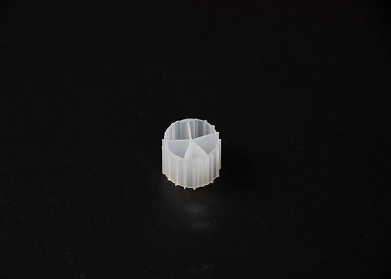 acheter Blanc Couleur flottant bien résistant aux UV PE03 MBBR Porteur Processus IFAS online manufacture