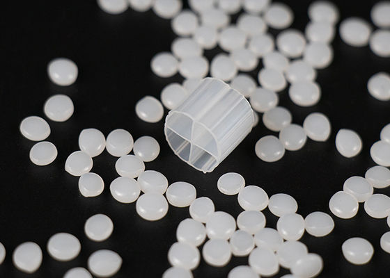 acheter Réacteur à biofilm de lit mobile MBBR Hdpe blanc 800 m2/m3 Grande surface online manufacture