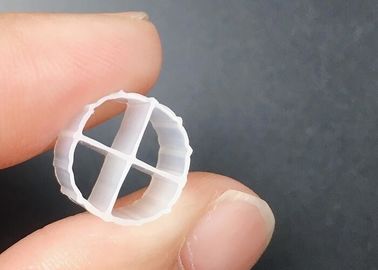 PE01 KALDNES SBR Processus Mbbr Filtreur 12*9 mm Matériau sécurisé HDPE