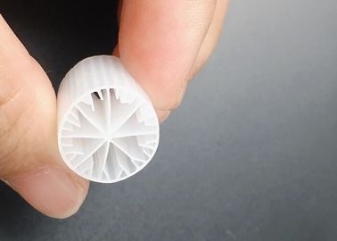 15*15 mm MBBR anaérobie BIO Filtre de médias flottant MEDIA Processus A / O