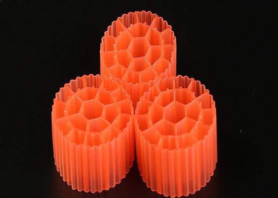 35*18 mm de matériau vierge HDPE MBBR Bio Balls Pour Aquariu MBBR Bio Media PE07 Populaire