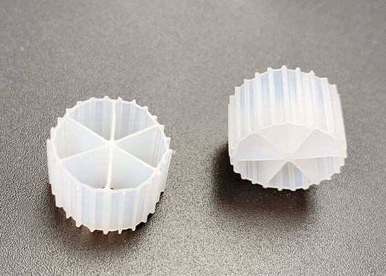 IFAS HDPE Couleur blanche MBBR Lit mobile Réacteur à biofilm Réservoir d'aération Retirer la morue