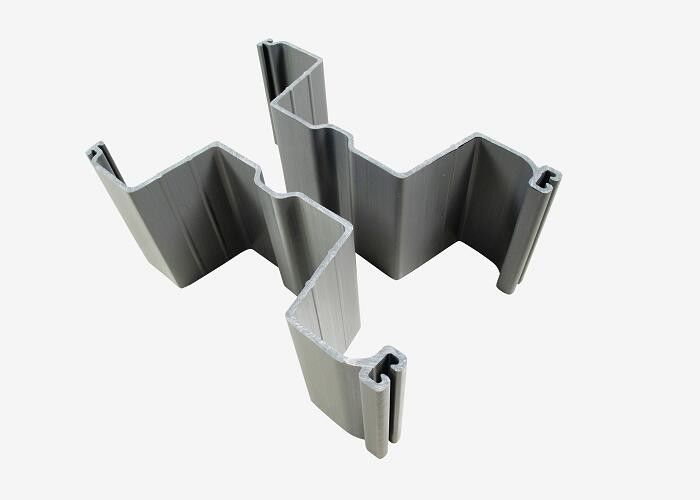 Piles de tôles en PVC laminées à chaud de type 2 pour la construction routière