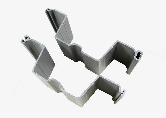 Piles de tôles en PVC laminées à chaud de type 2 pour la construction routière