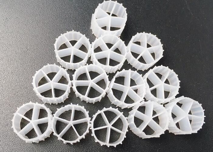 MBBR Filtre plastique à choc par balle BOD / COD et élimination de l'azote