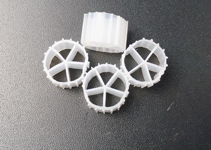 MBBR Filtre plastique à choc par balle BOD / COD et élimination de l'azote