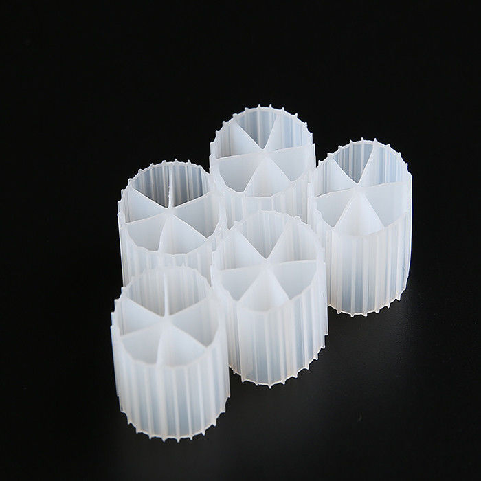Longue durée de vie MBBR Biocell Filter Media 0,96 g/cm3 - 0,98 g/cm3 Densité