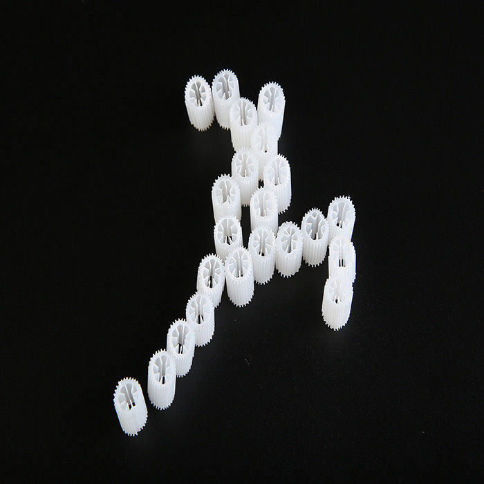 Virgin MBBR Bio Media Taille lourde 5*10 mm Vierge blanche matériau HIPS en plastique Biocelle