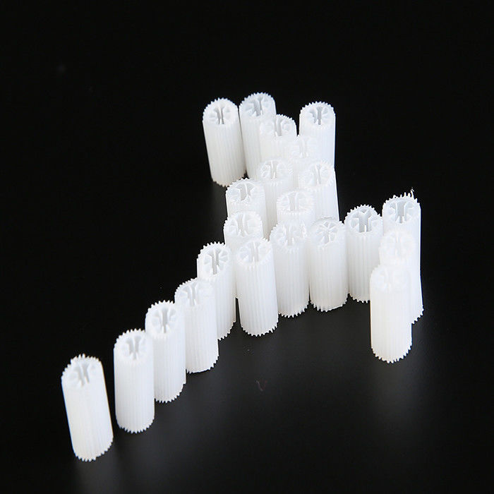 MBBR Biomédia Taille lourde 5*10 mm Blanc Vierge Matériau HIPS Biocelle plastique Pour le traitement