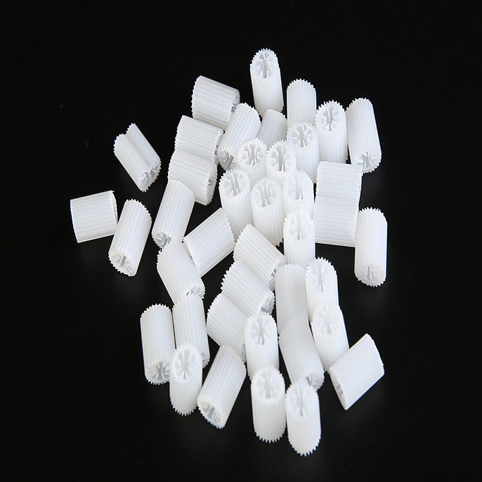 MBBR Biomédia Taille lourde 5*10 mm Blanc Vierge Matériau HIPS Biocelle plastique Pour le traitement