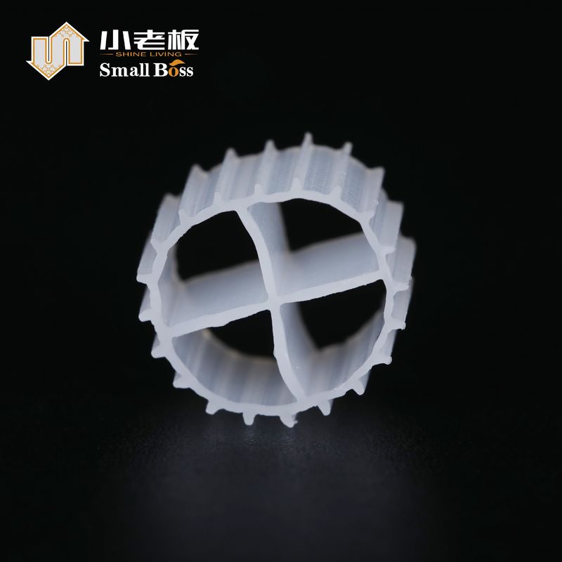 Produits chimiques pour le traitement des eaux usées