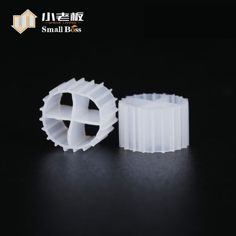 Produits chimiques pour le traitement des eaux usées