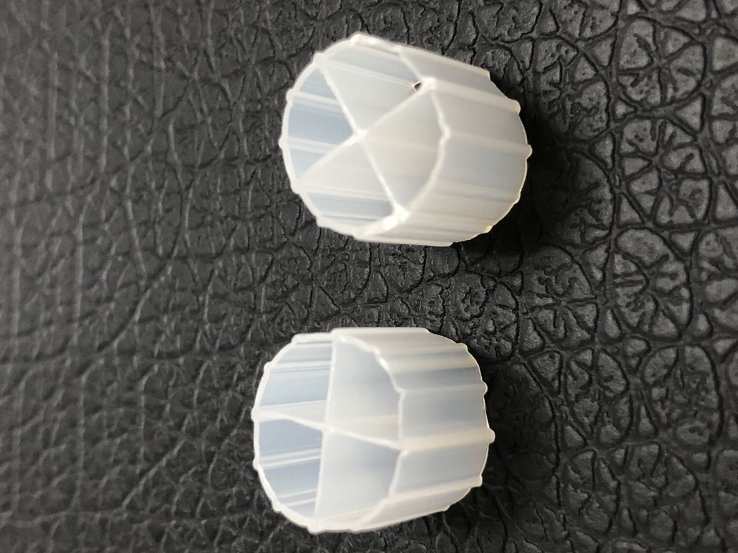 mbbr bio-médias flottants pour le traitement des eaux usées en étang de koi en plastique en hdpe