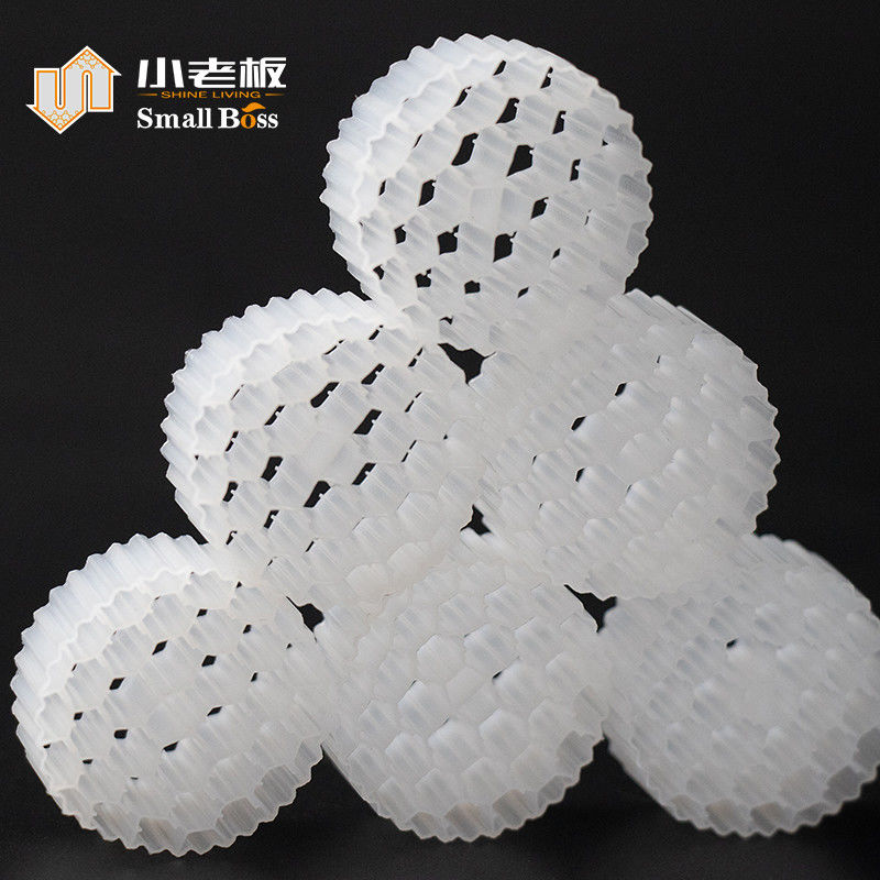 Plastique PE38 Matériau Biofiltre en plastique MBBR Biotransporteur pour le traitement des eaux usées