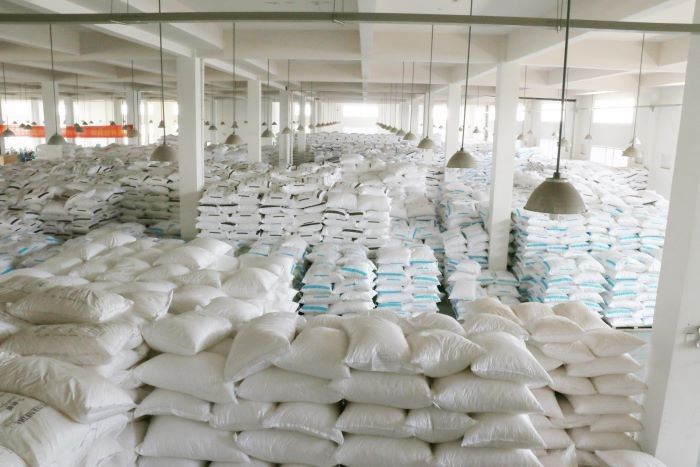 Matériau plastique de couleur blanche de haute efficacité pour le traitement des eaux usées