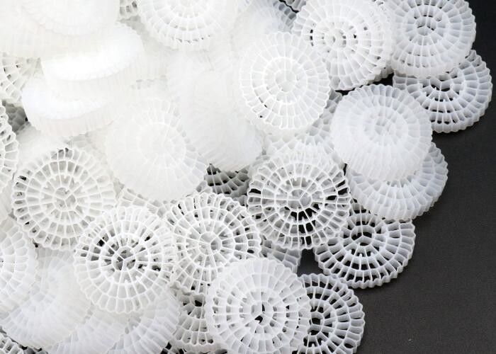 Produits de filtration de lit flottant en HDPE pour usine de traitement de l'eau