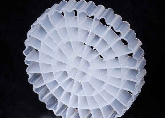 25*4mm Taille Filtre de médias en mouvement Traitement des eaux usées MBBR Bio Media K5