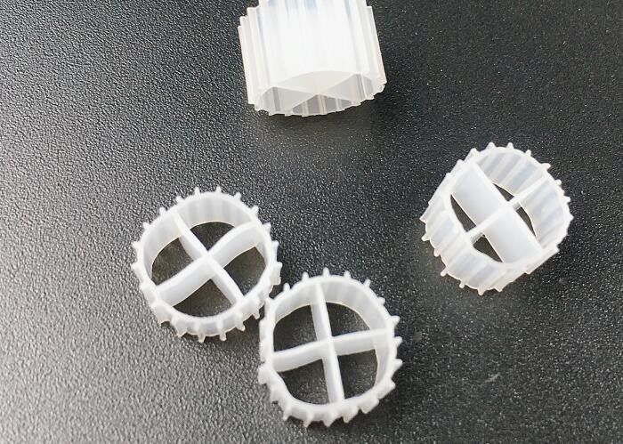 Réservoir anaérobie MBBR écologique Porteur de filtre Moteur flottant pour la crevette