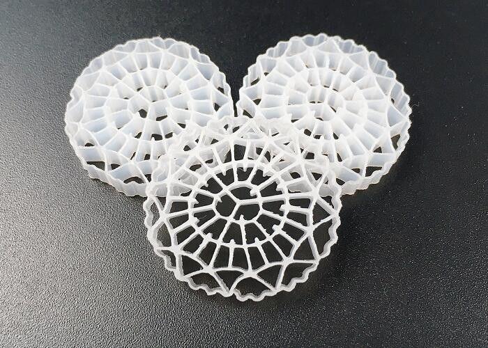 Retrait de corps de morue en plastique HDPE MBBR Biofiltre pour le traitement des eaux usées