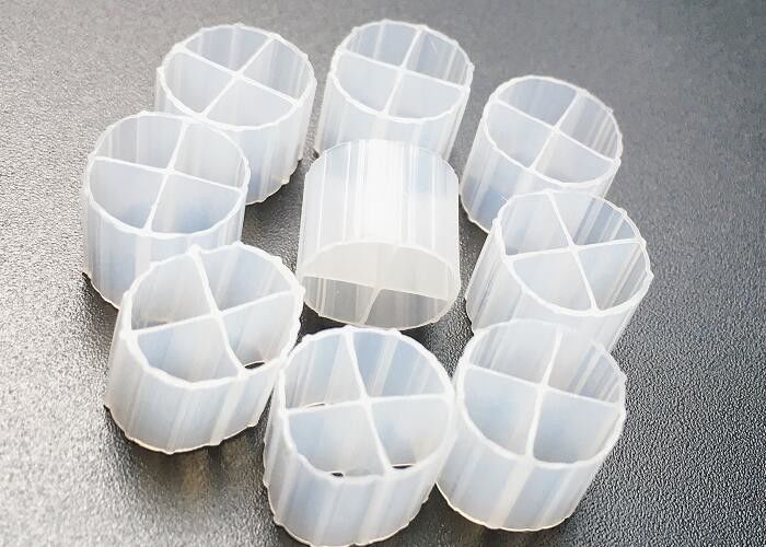 PE01 KALDNES SBR Processus Mbbr Filtreur 12*9 mm Matériau sécurisé HDPE