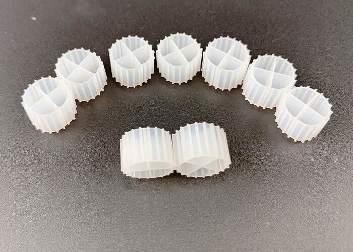 Produits de filtration biologique vierges en HDPE blanc de 11 mm pour la dénitrification