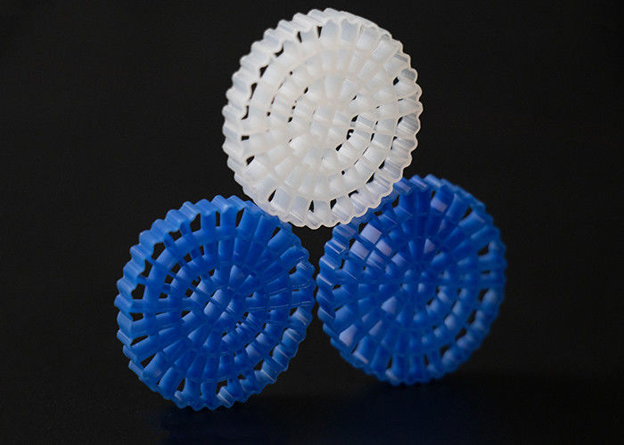 RAS Filtreur en plastique blanc MBBR K5 Pour la pisciculture, le traitement de l' eau