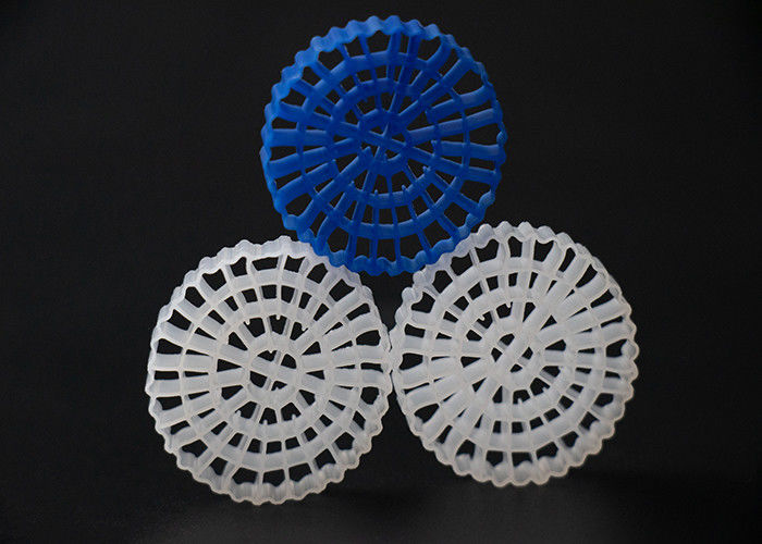 Traitement des eaux usées Filtre plastique MBBR Biomover HDPE grande surface de 1200 m2/m3
