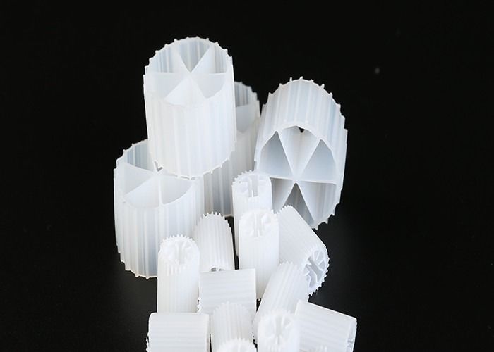 Longue durée de vie 19 trous K1 Filtre médias vierge HDPE matériau Bio boules pour RAS et les eaux usées