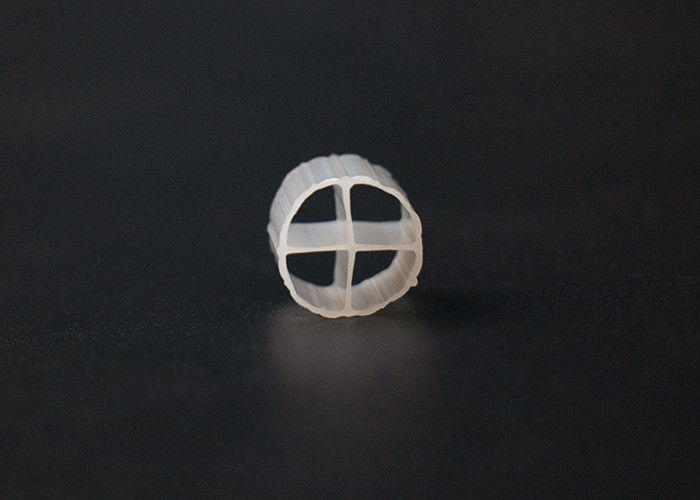 PE01 Mbbr Filtre de médias de couleur blanche Surface de 800 m2/m3