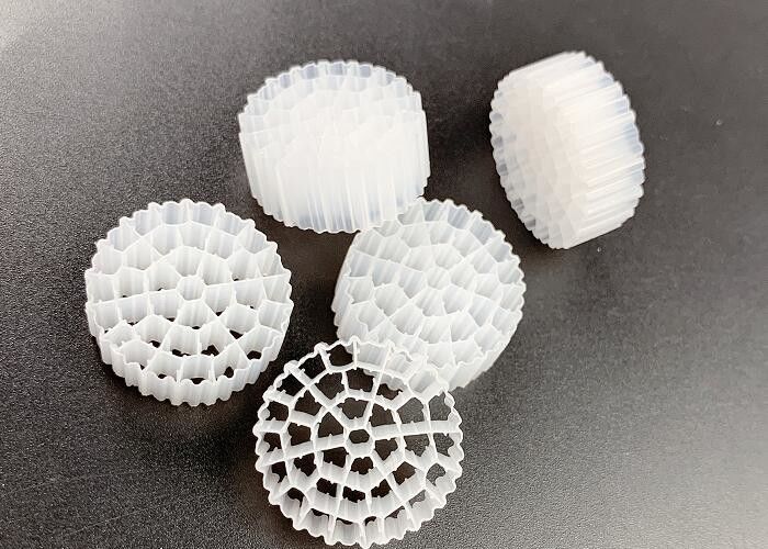 IFAS FDA Safty HDPE de couleur blanche MBBR Filtre à cellules biochimiques