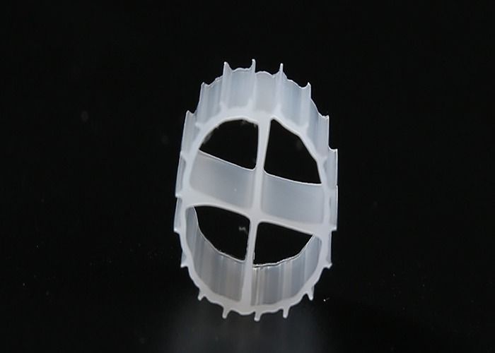 PE résistant aux chocs Aquariums MBBR Filtre médias couleur blanche porteuse de fda 11 * 7MM MBBR porteuse de biofilm