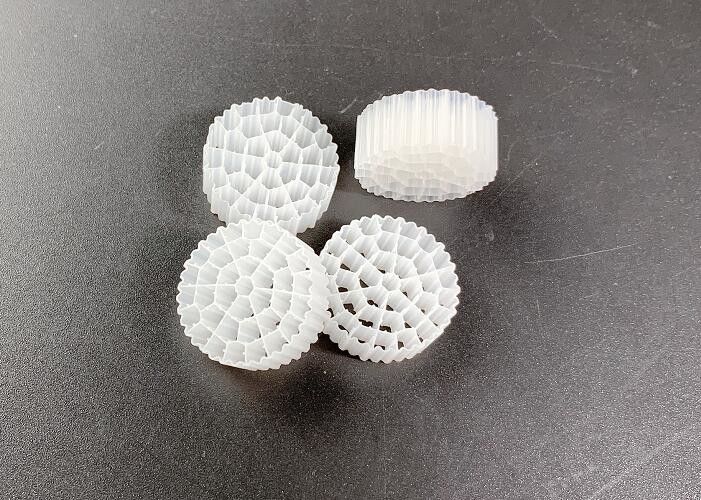 K3 Réacteur à biofilm mobile MBBR Filtre flottant Médias crevettes Porteurs plastiques