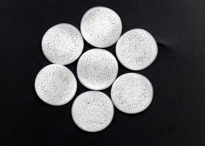 Biochips Filtre de biotube médiatique Blanc Couleur ronde Pièces plates