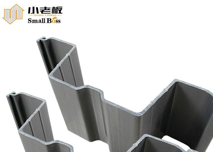 L'extrusion de la pile de feuille de vinyle composite de type U gris 10 mm d'épaisseur